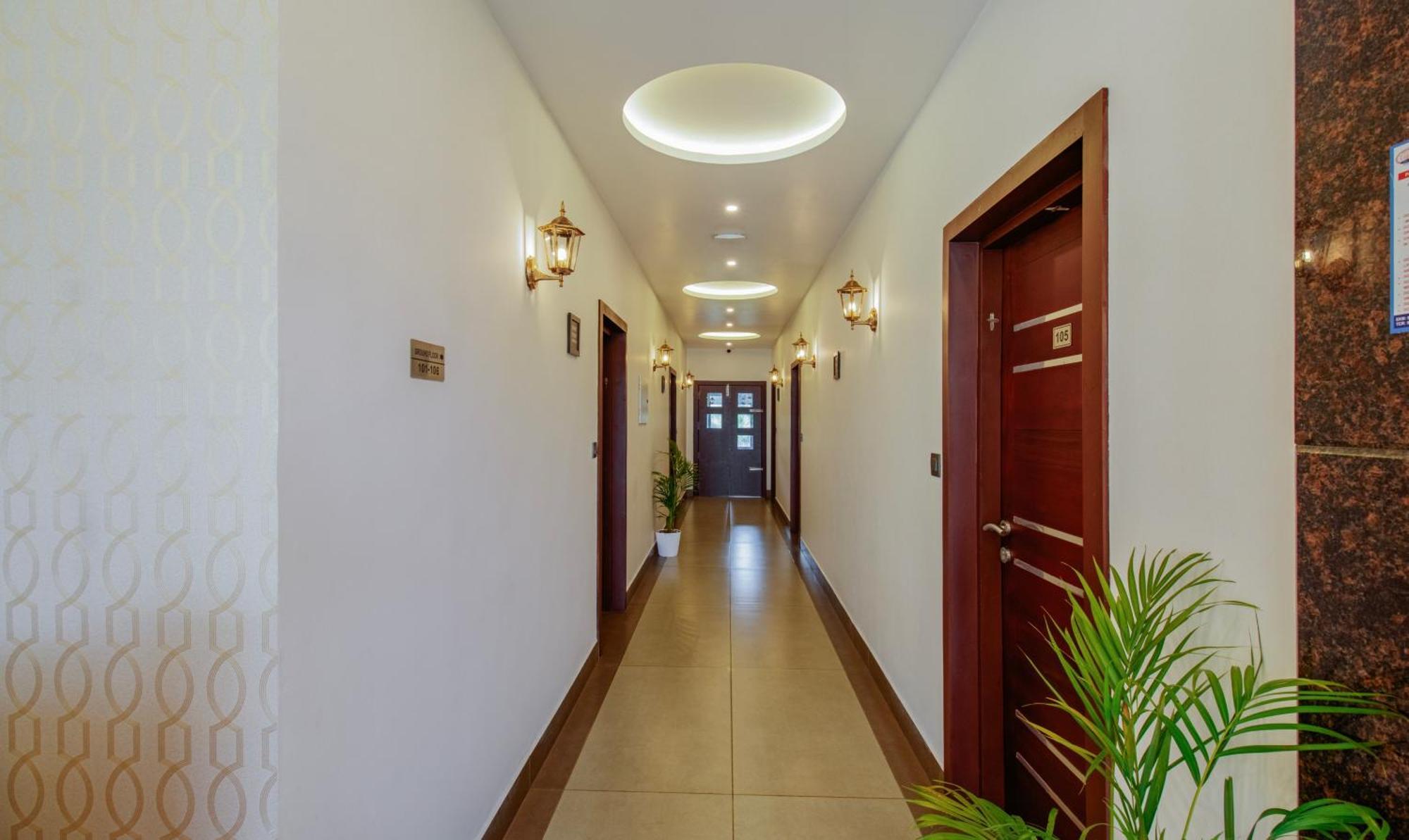 Treebo Amigos Residency Cochin Airport Hotel Kochi Dış mekan fotoğraf